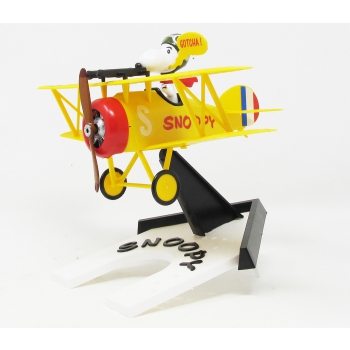 Plastikmodell – ATLANTIS Models Snoopy and His Sopwith Camel Plane Snap Kit – AMCM6779
